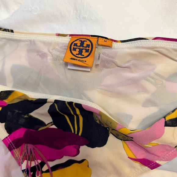 5 piece Tory Burch Swim ensemble:rash guard, flip flops, 2 bikini tops, 1 bottom - Picture 9 of 15
